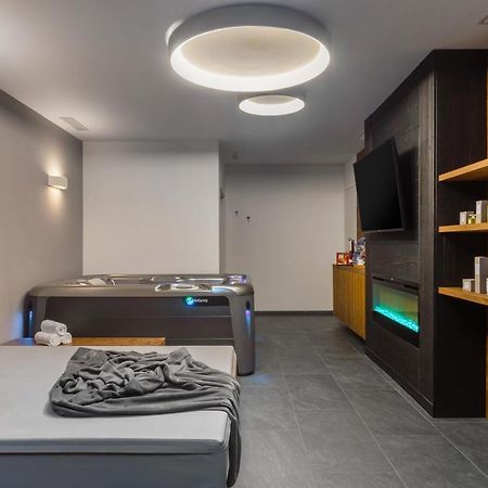 Hotel Vittoria - Ricarica L'Anima Димаро Екстериор снимка